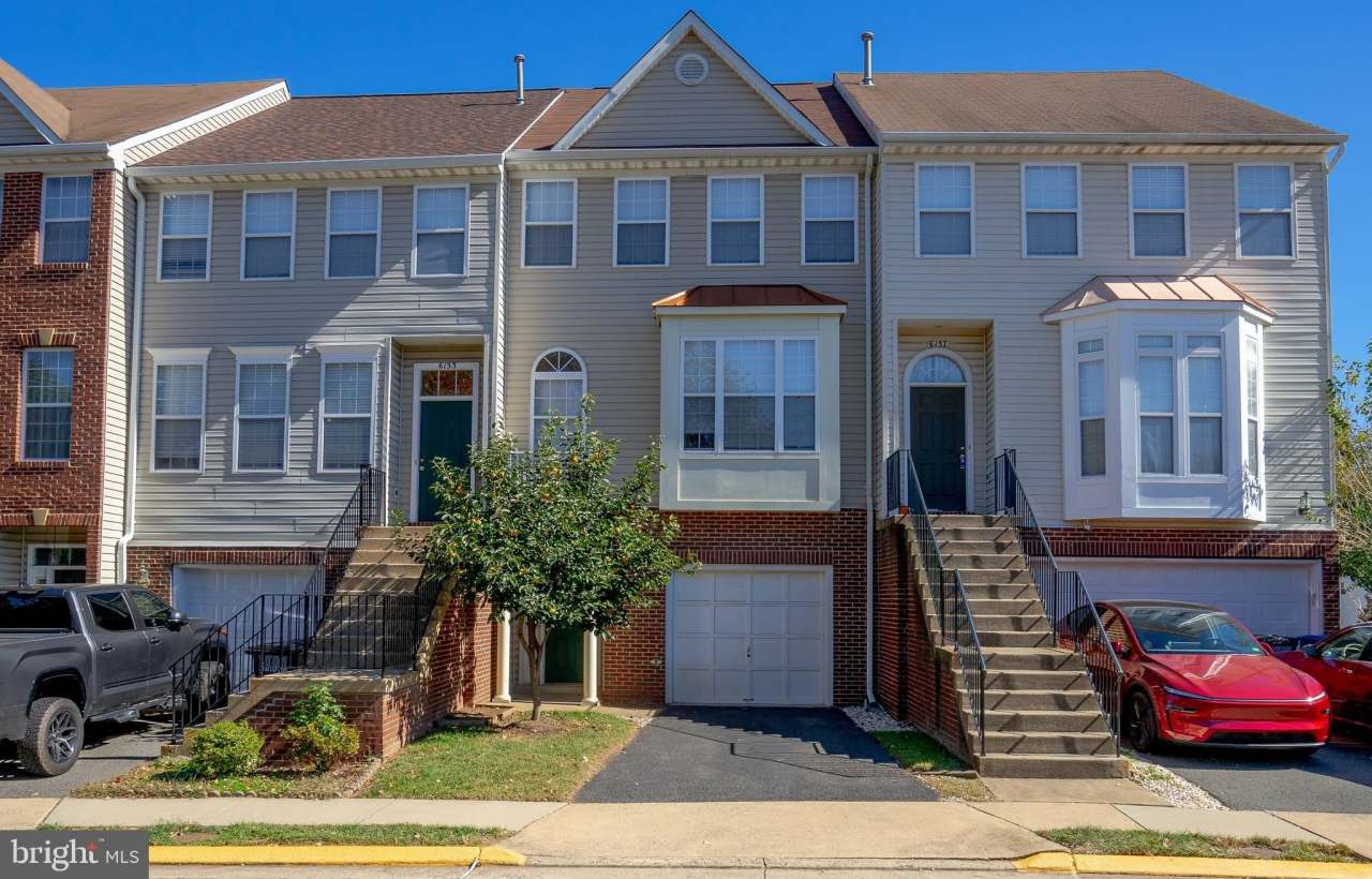 6155 EARLY AUTUMN Drive