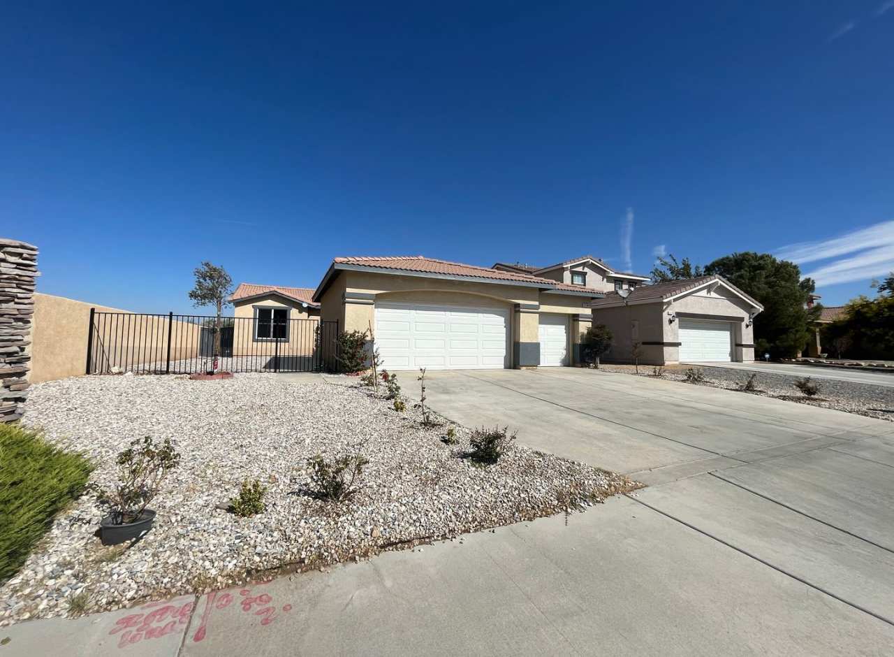 3 bedroom 2 bath home with large yard available in Adelanto!