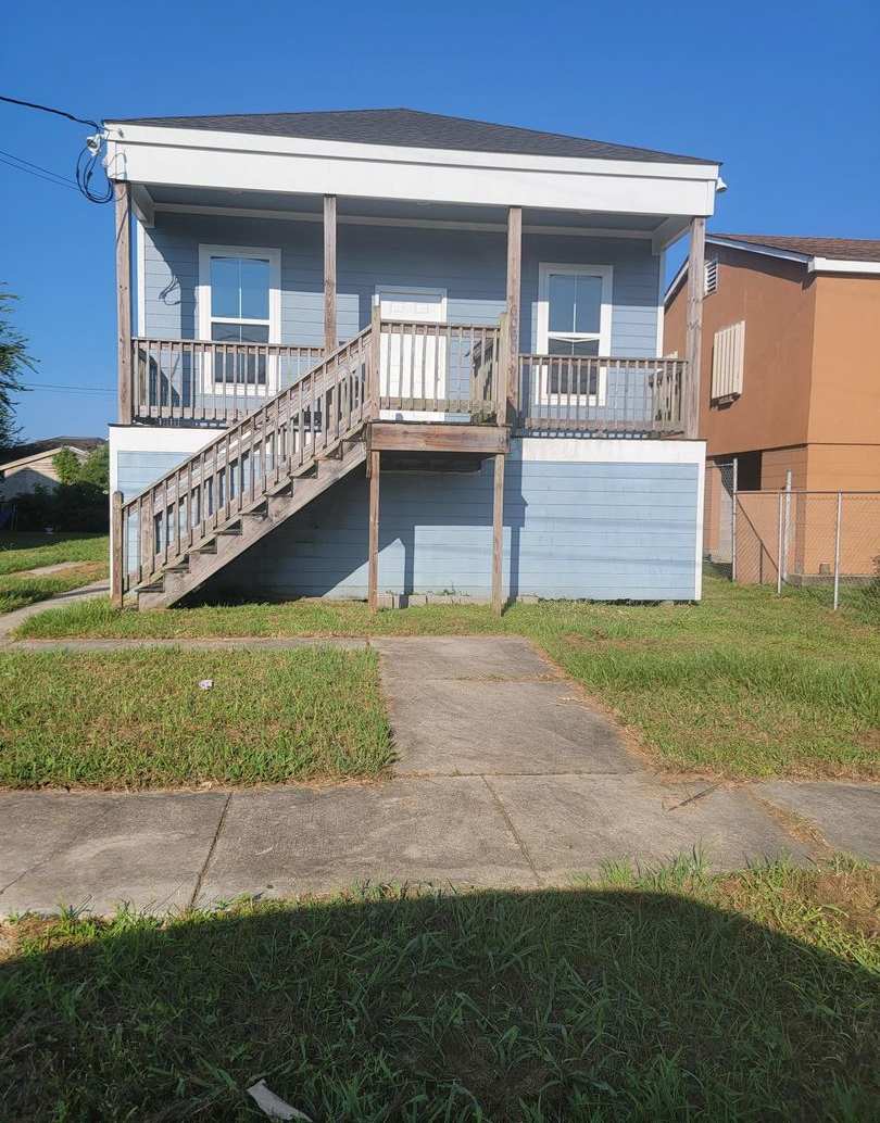 Single Two bedroom in Burbank Neighborhood