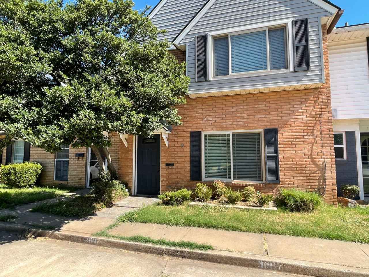 Spacious 3 Bedroom 3 Bath Home in NW OKC!! MOVE IN SPECIAL!!