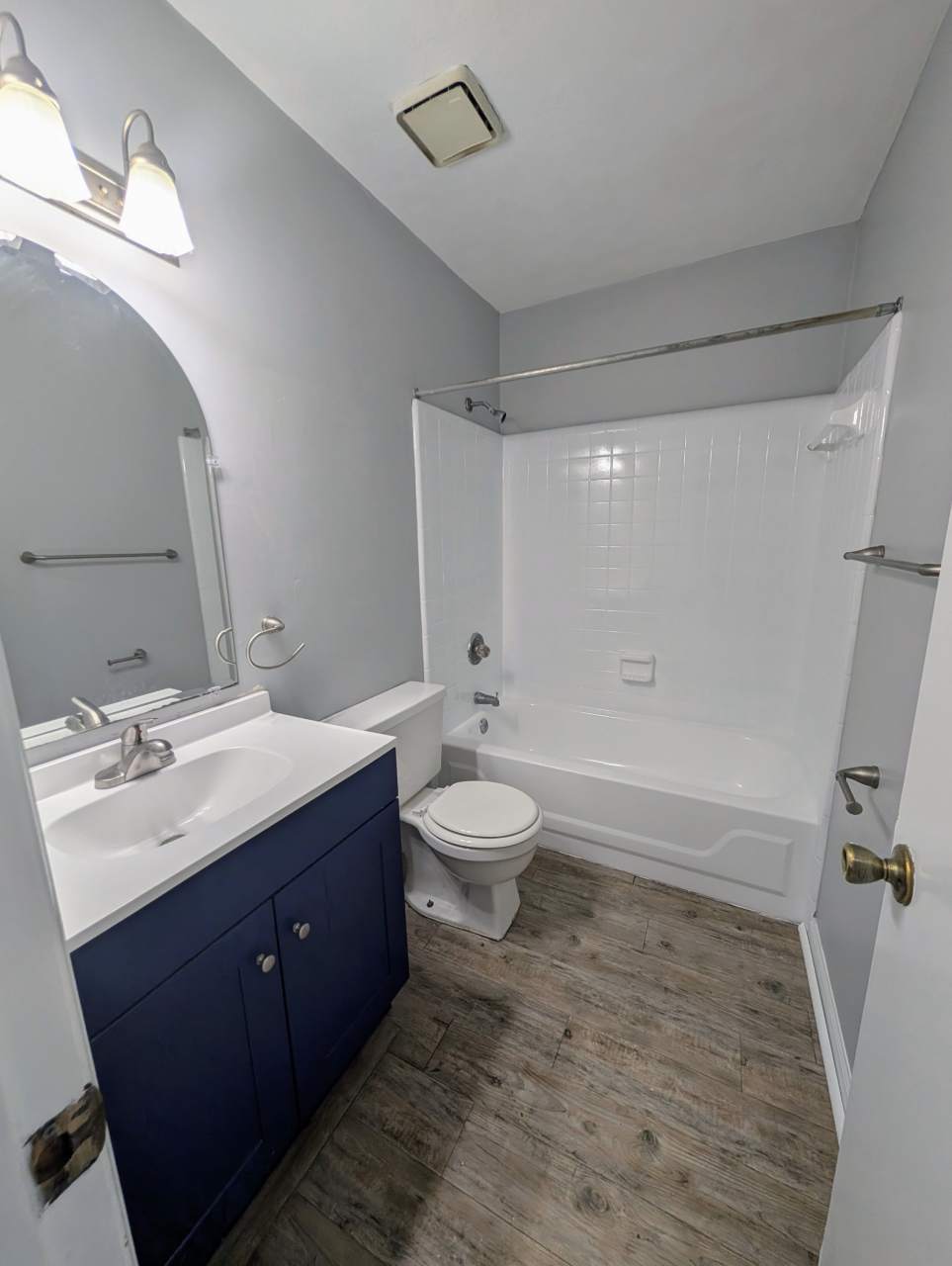 1235 Continental Court