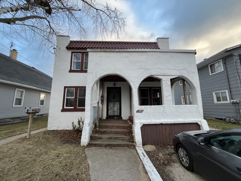 1705 28th Street - Lower