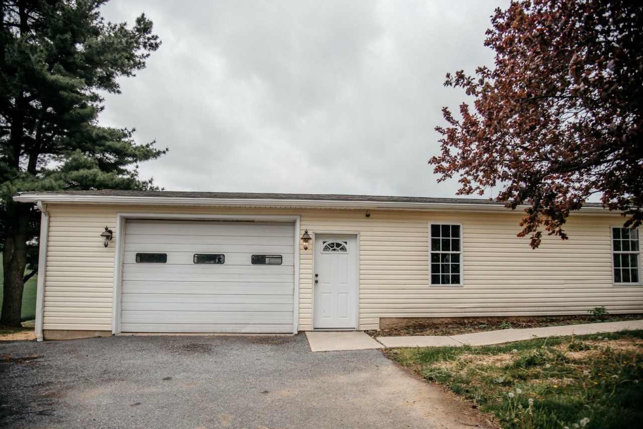 Charming Remodeled Home in Peaceful Farmfield Setting – 1231 Amosite Rd, Elizabethtown, PA