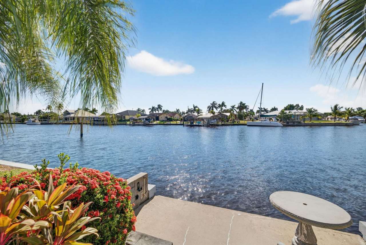 Your Waterfront Escape Awaits in Cape Coral