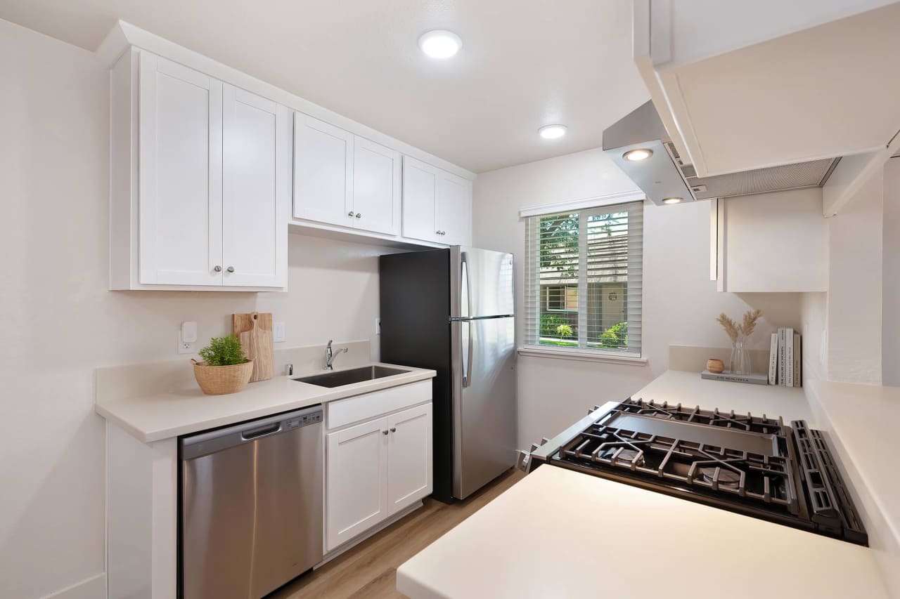 Brentwood Apartments