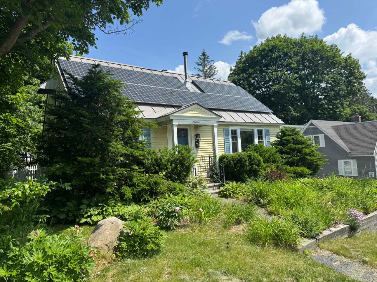 Furnished 3 bedroom home in Lebanon