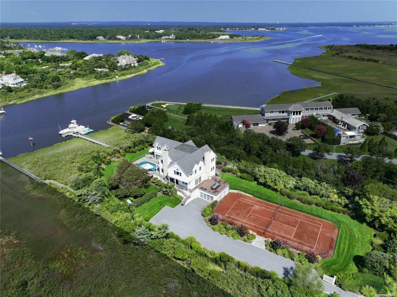 157 Dune Road