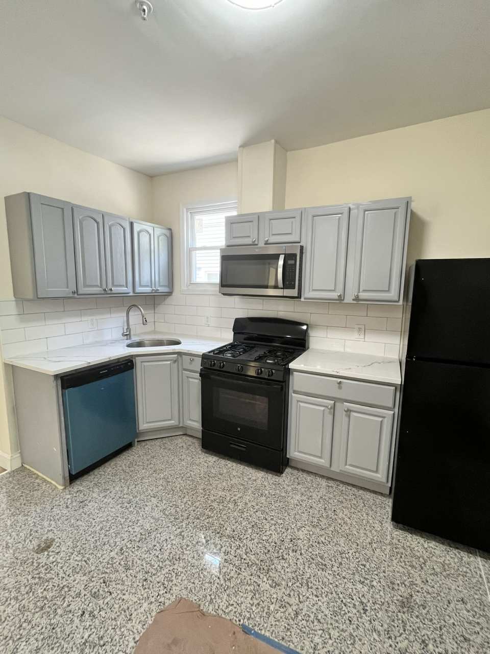 165 North 14th Street - Second floor