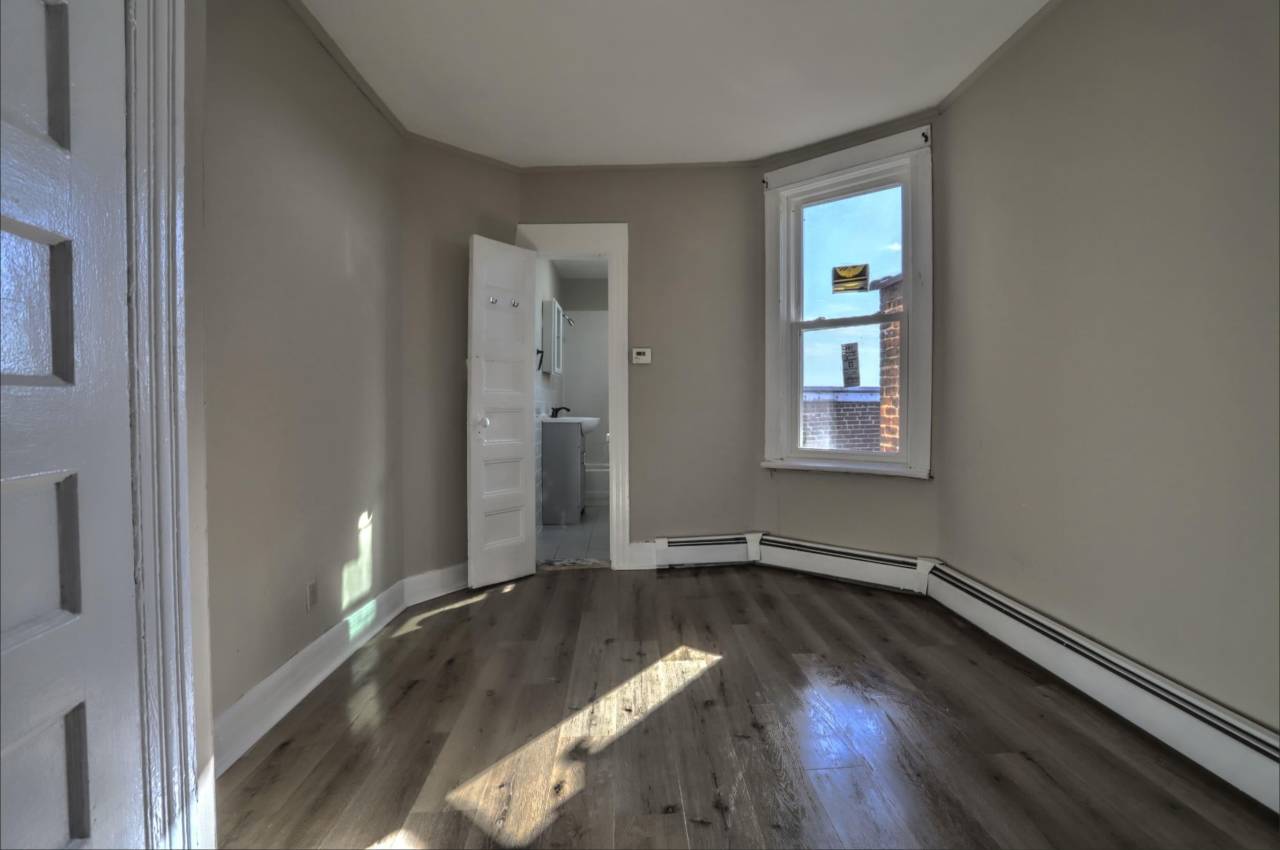 743 HARRISON AVE