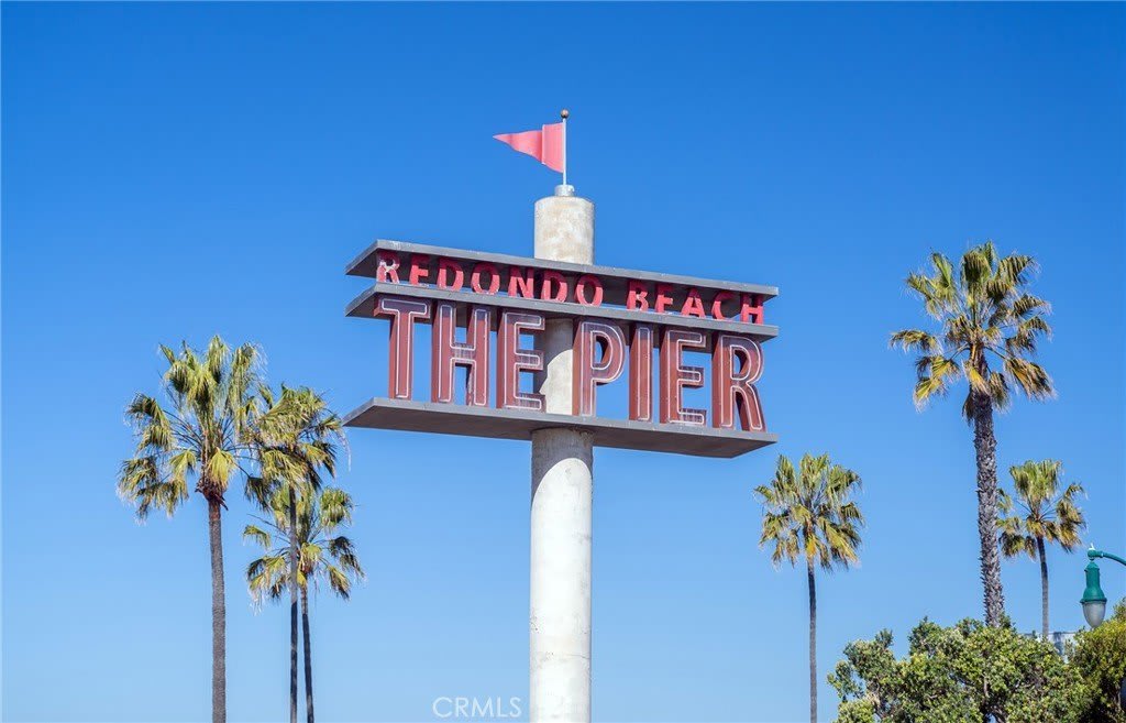 606 N Juanita Avenue