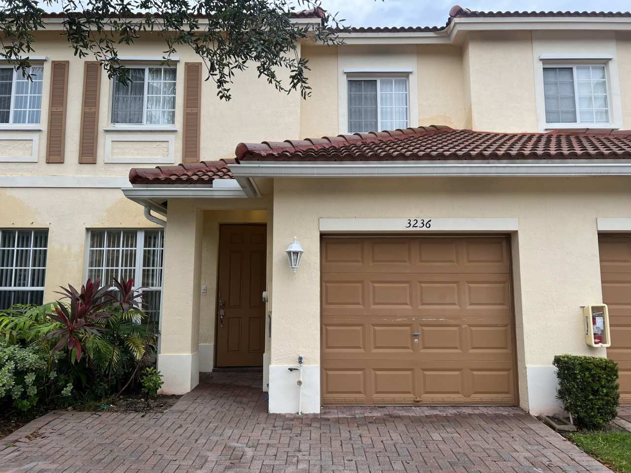 3222 NW 31ST TERRACE