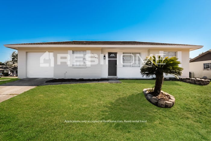 5044 Landover Boulevard