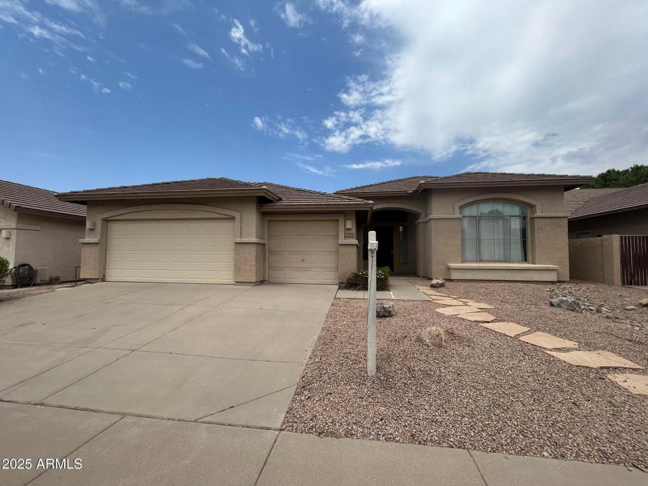 2376 W Shannon Street