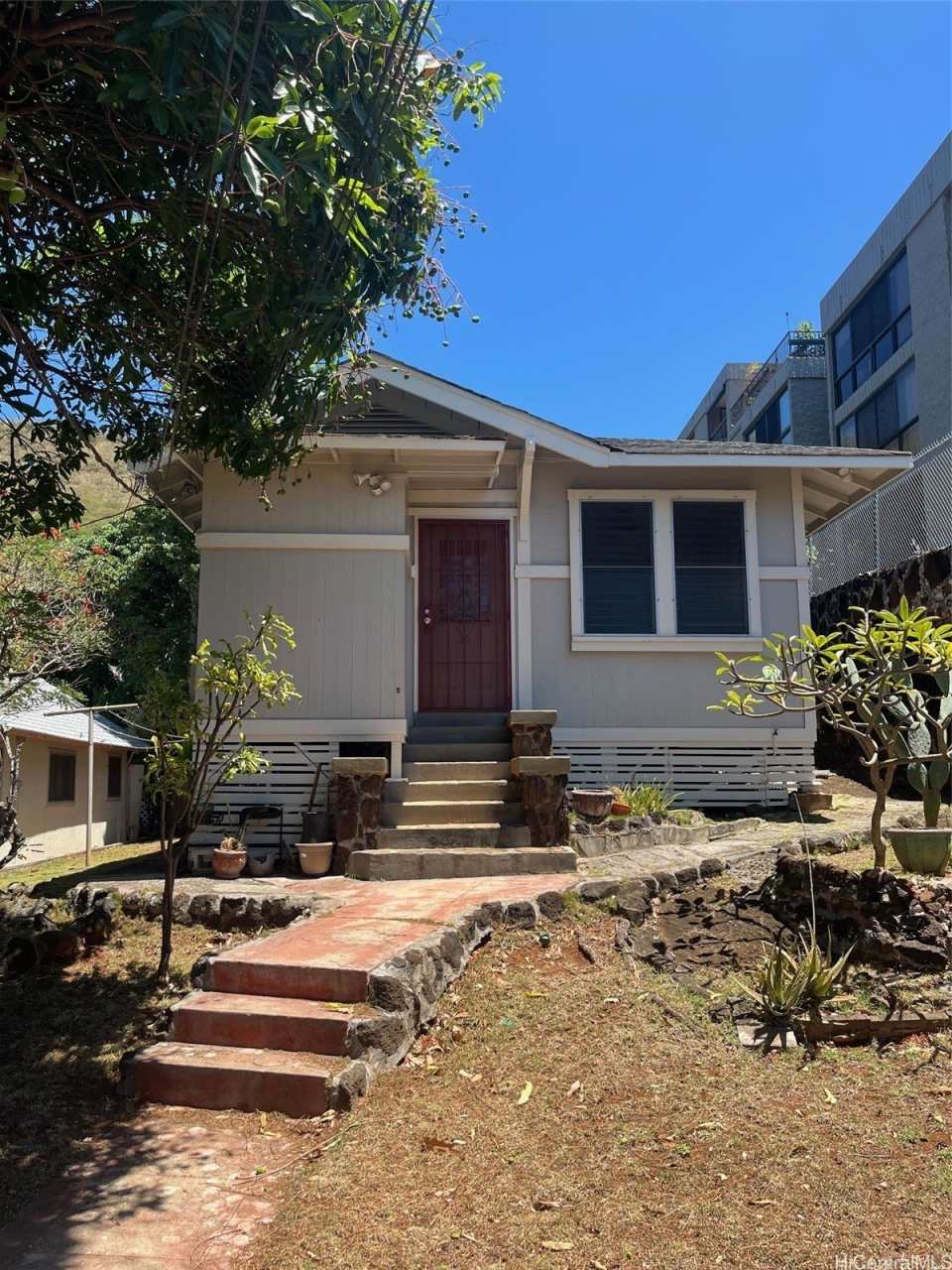 1691 Kamamalu Avenue