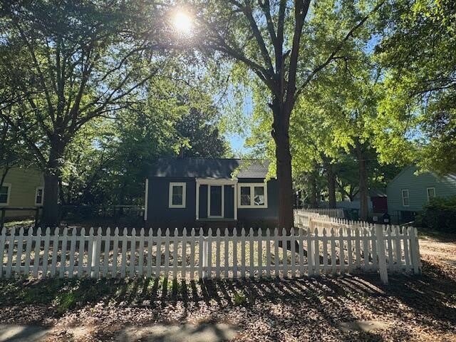 308 Solann Street SE