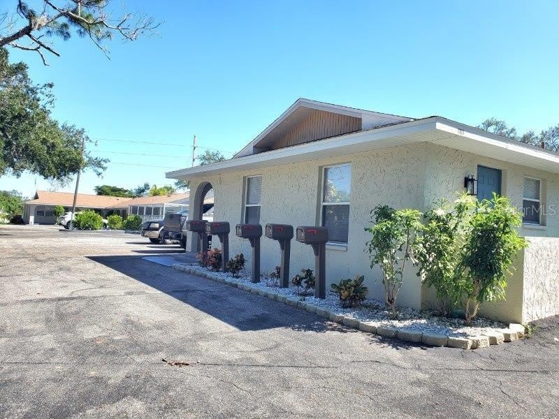 4390 JACKSON ST STREET