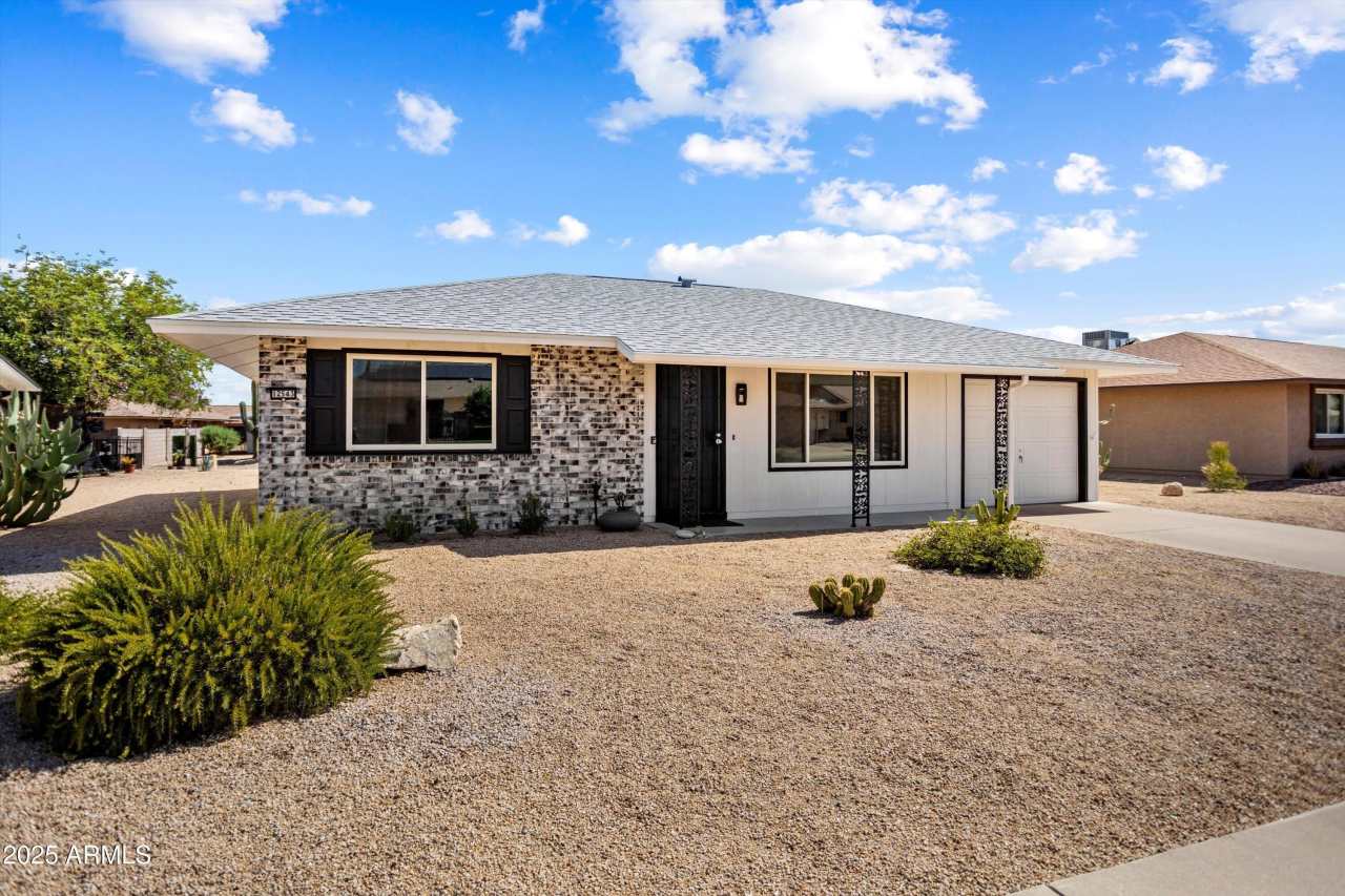 12543 W PARKWOOD Drive