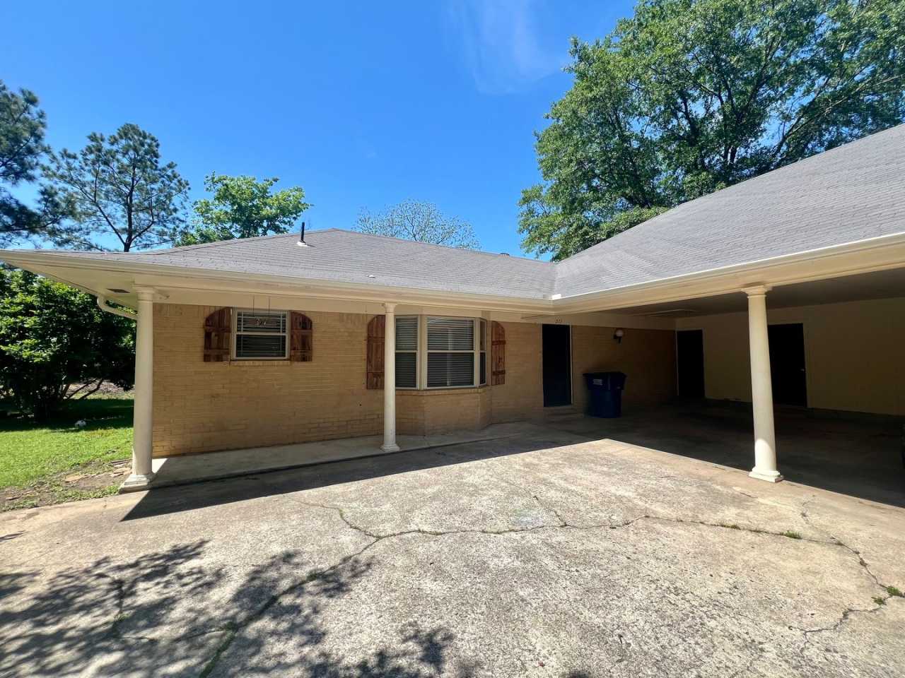 Cozy 2 Bedroom/1 Bathroom Duplex for Rent - MOVE IN SPECIAL!