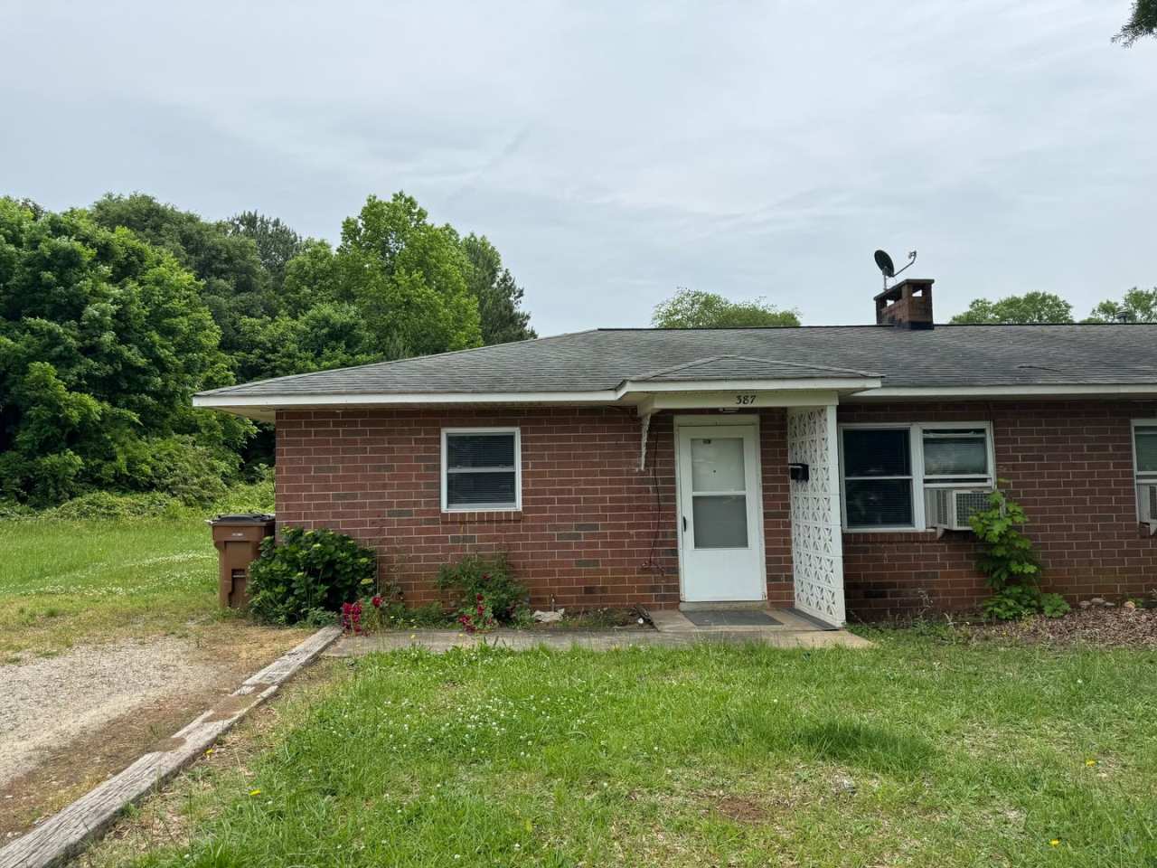 Two Bedroom Duplex in Lincolnton