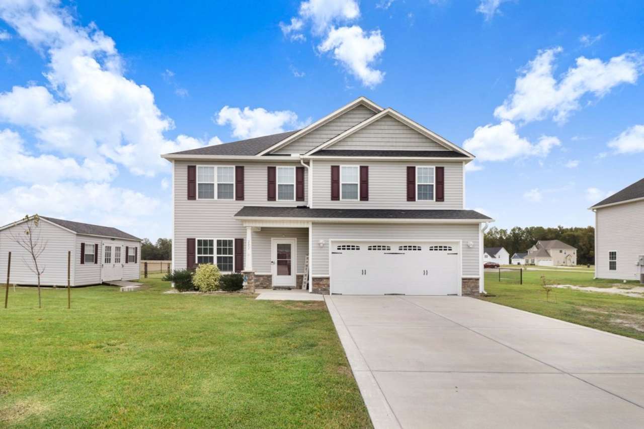STUNNING  SPACIOUS 4 BR | 2.5 BA 2-Story *Pikeville School District*