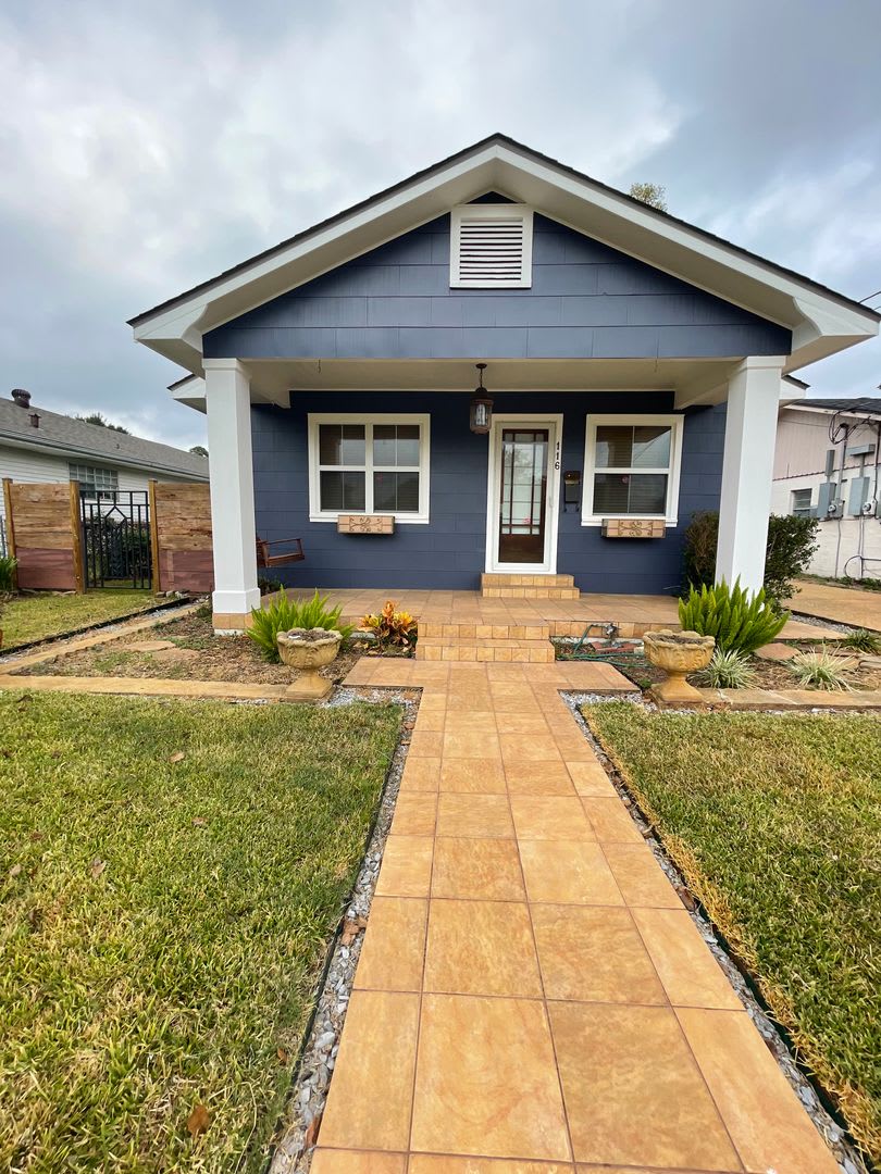 2 bedroom 2 bath home, MOVE IN SPECIAL!!!