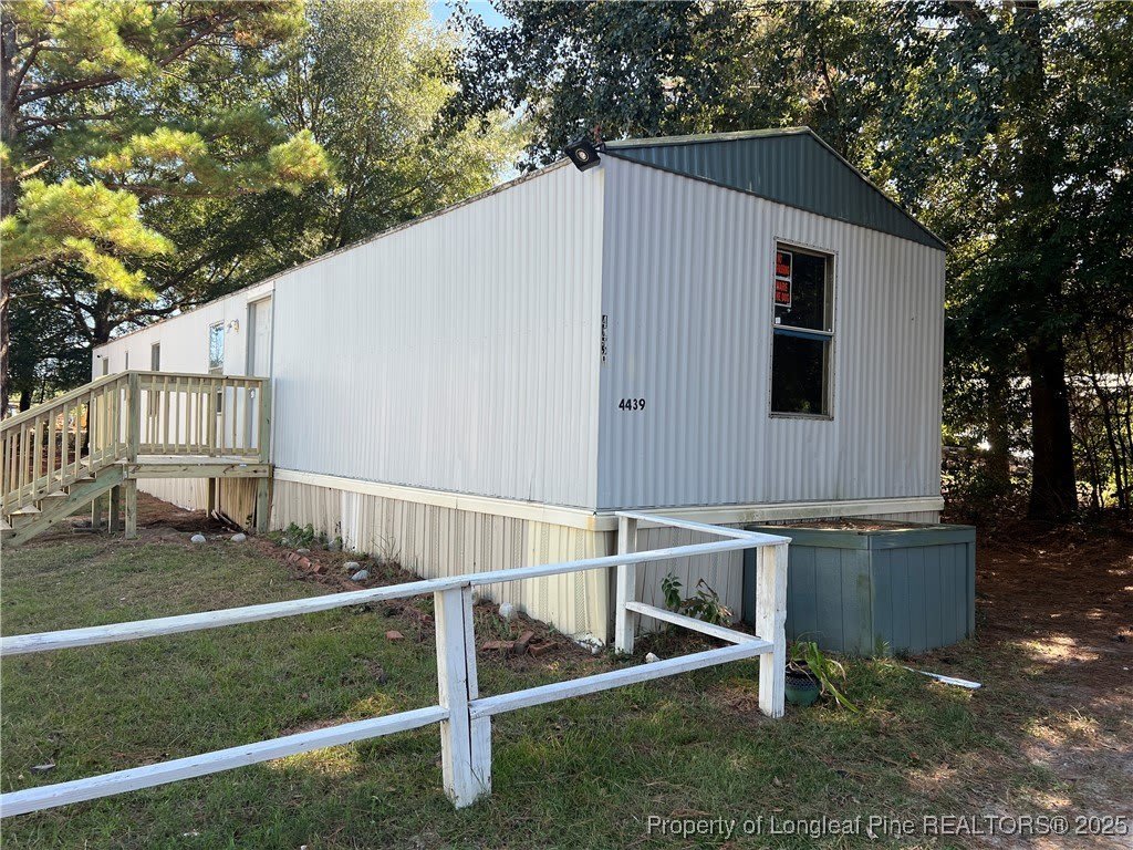 4439 betsy ross Drive