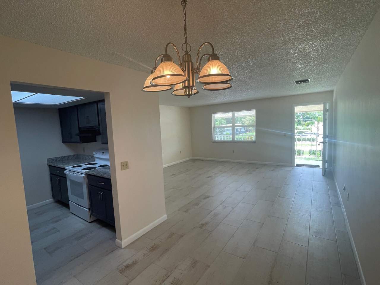 604 SW 35th Street Apt 10