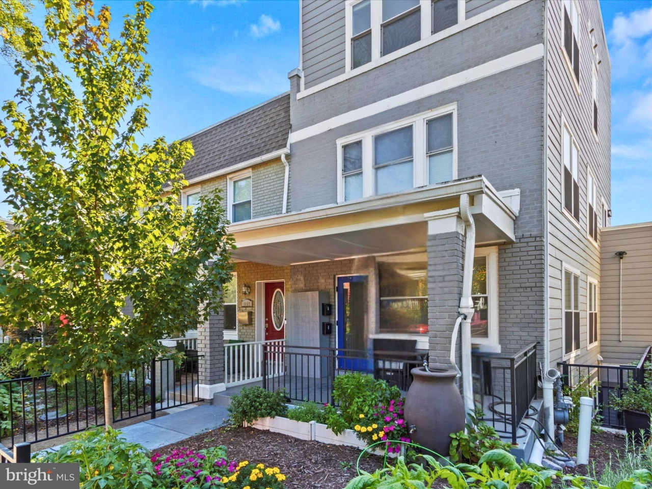 1267 PENN Street NE unit: B