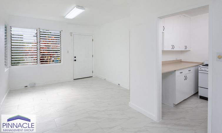 1115-C Hassinger St #2