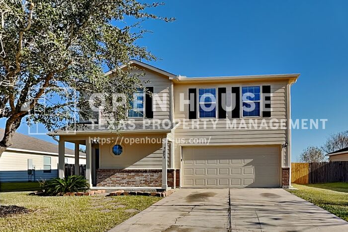 7203 Towering Pine Lane