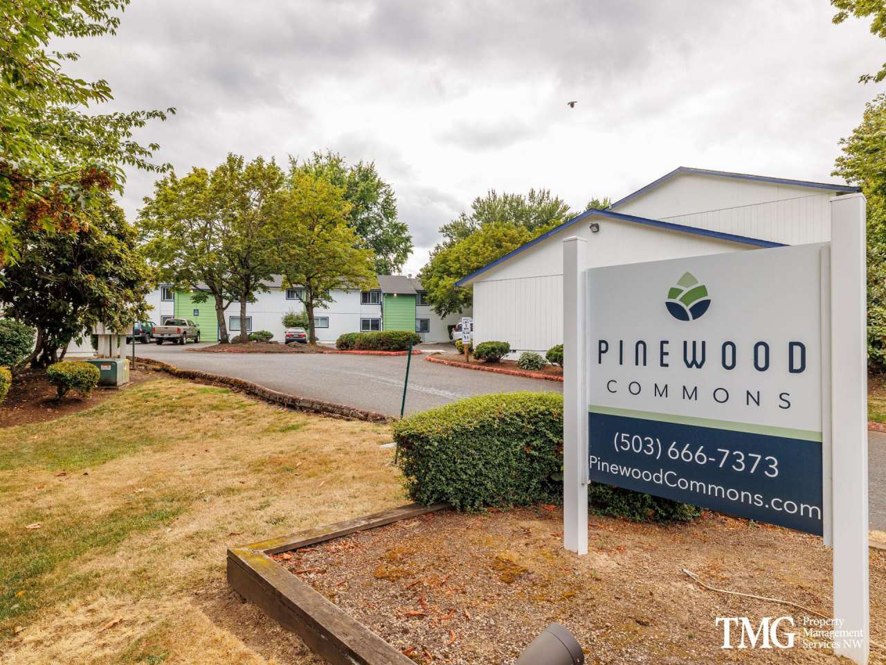 Pinewood Commons Apartments