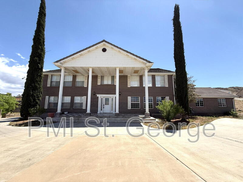 2506 West Grandview Drive