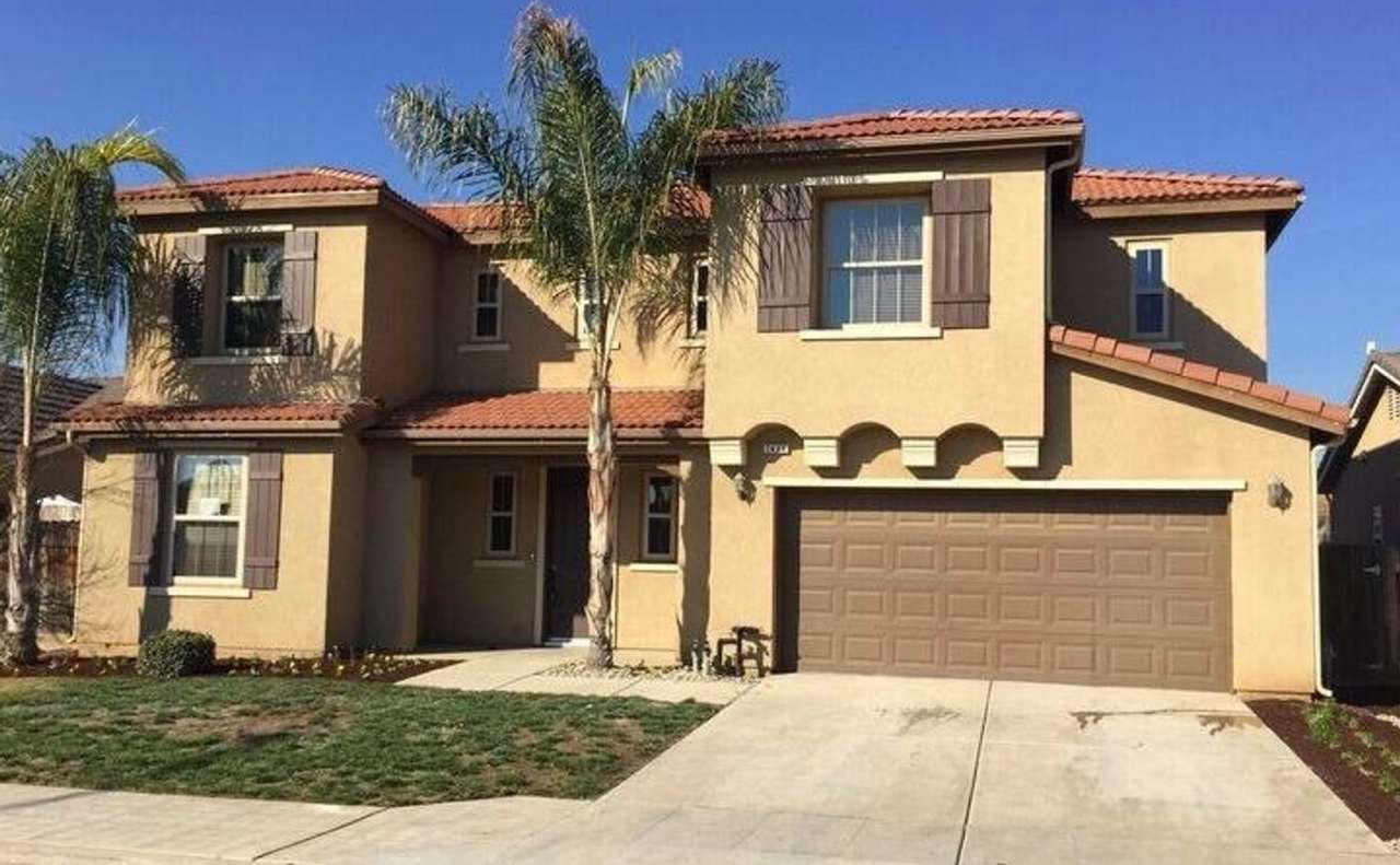 7426 E. Redlands Avenue