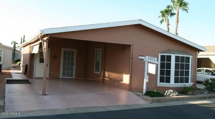 6113 S CYPRESS POINT Drive