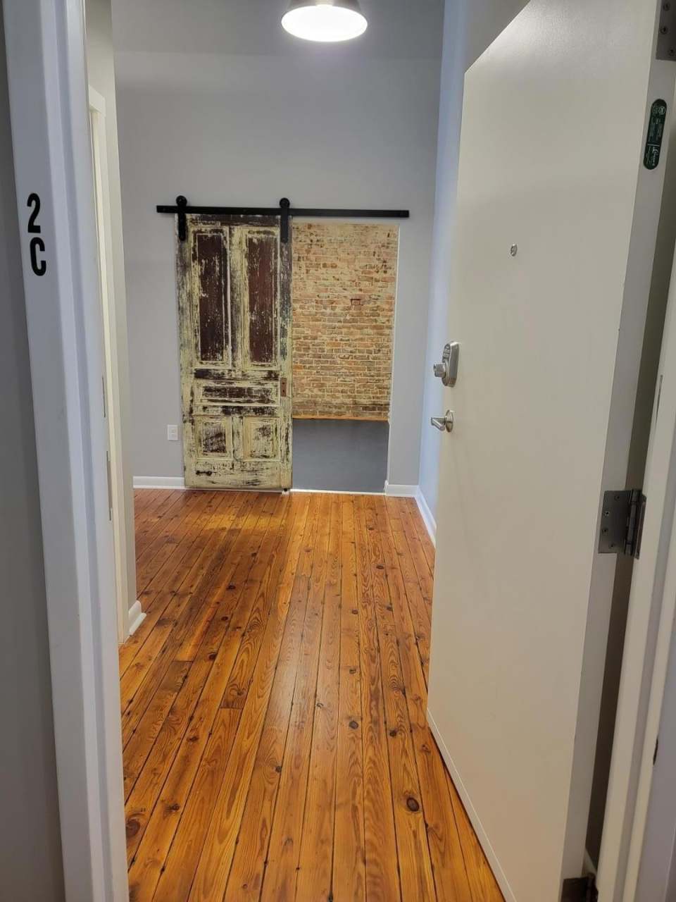 112 N Birch Avenue unit: Apt 2C