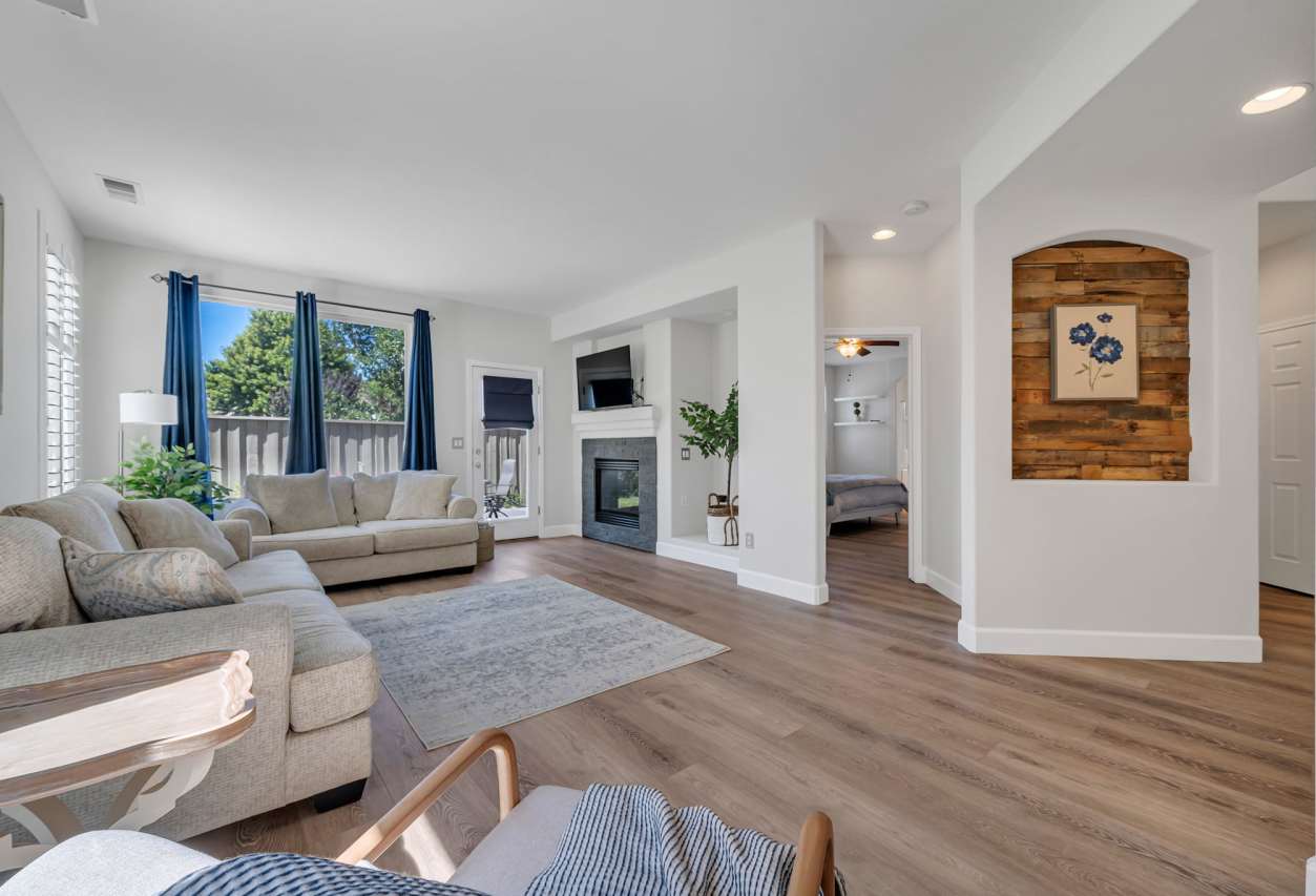 10459 Summershade Lane