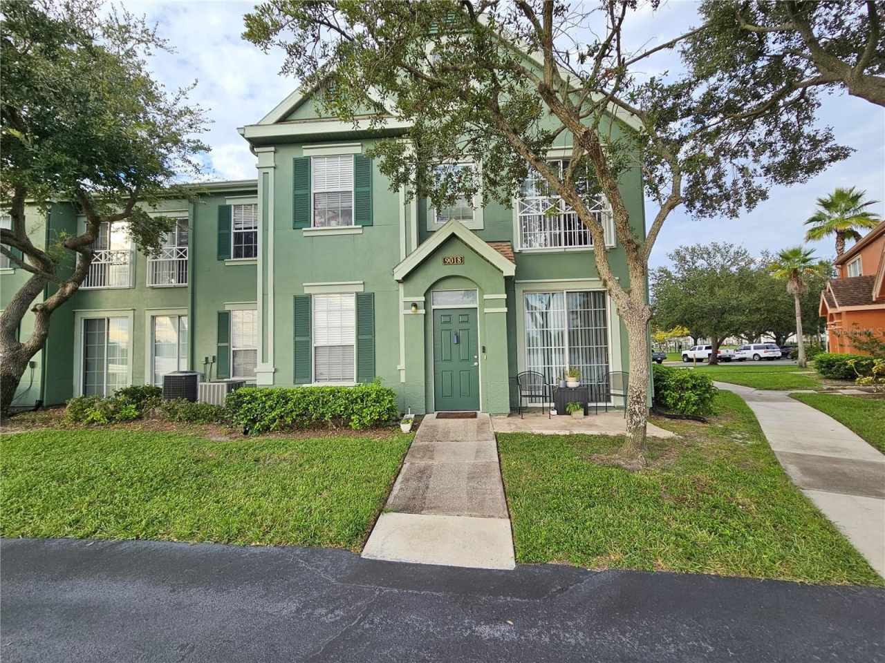 9018 LAKE CHASE ISLAND WAY