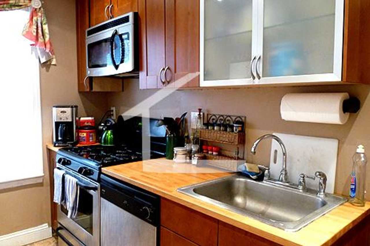 Nicely renovated 3 bed 1 bath unit on the Green Line in Allston!