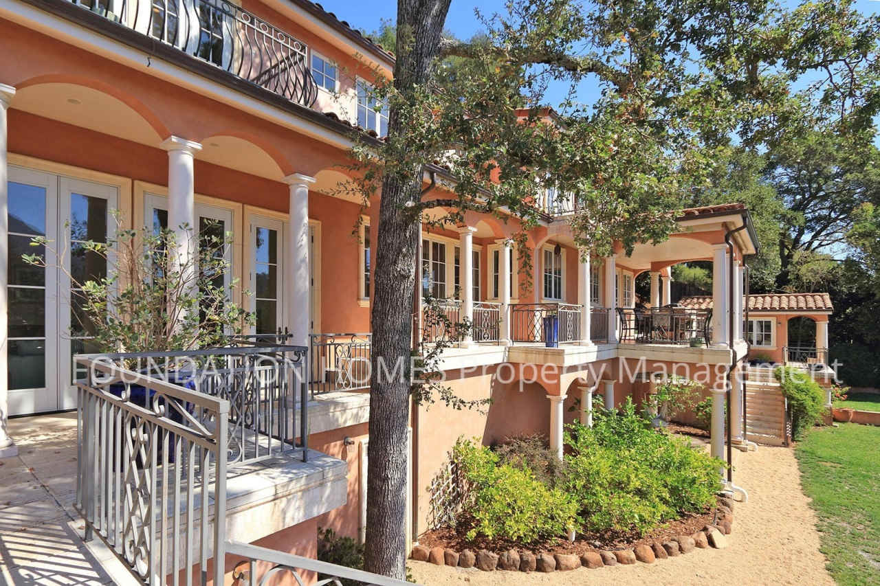 Indoor/Outdoor Living in Kentfield! 4BD/3.5BA + Office + Detached Studio! FOUNDATION