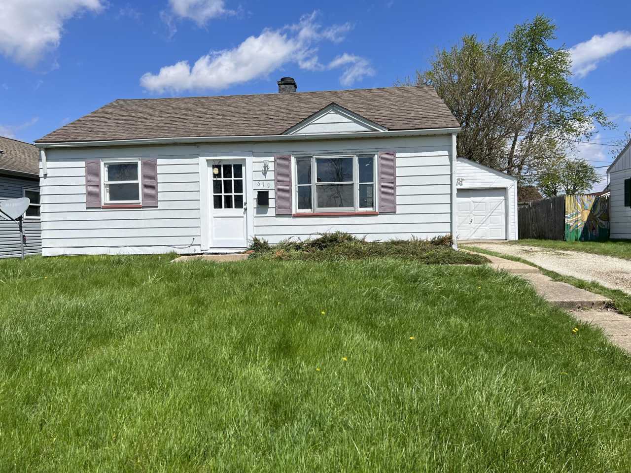 619 West Lakewood Avenue