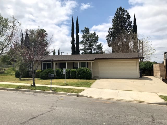 FOR RENT 3+1 IN SIMI VALLEY