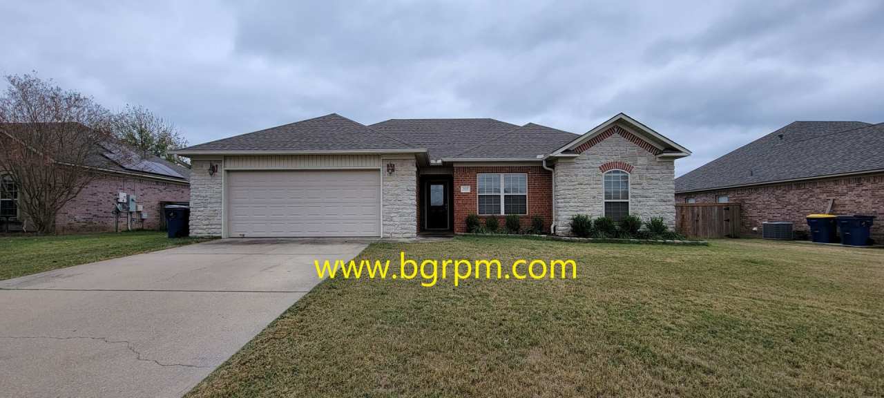 3 BD, 2 BA, home in Cabot.