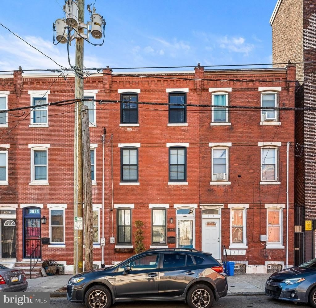 3936 SPRING GARDEN STREET