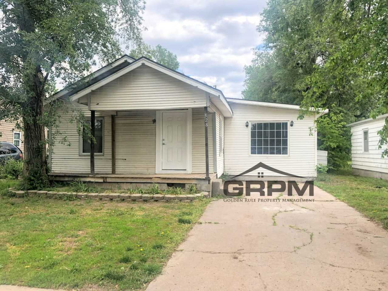 3 bed, 1 bath Home