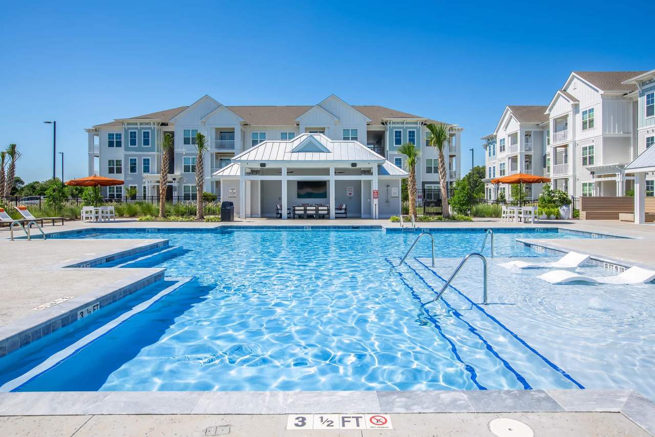 Middle Sound West Apartments