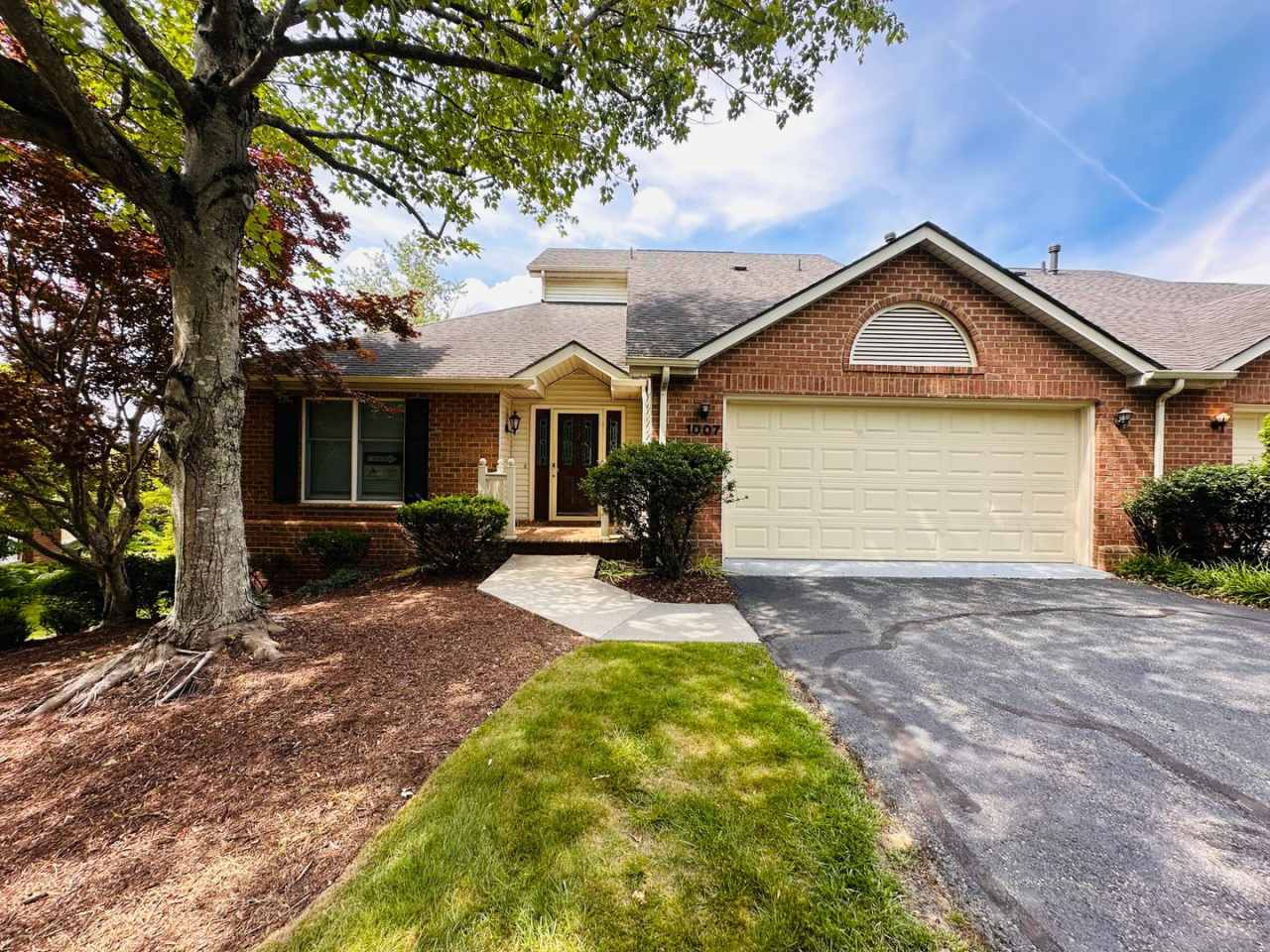 4 Bedroom, 4 Bath Townhouse