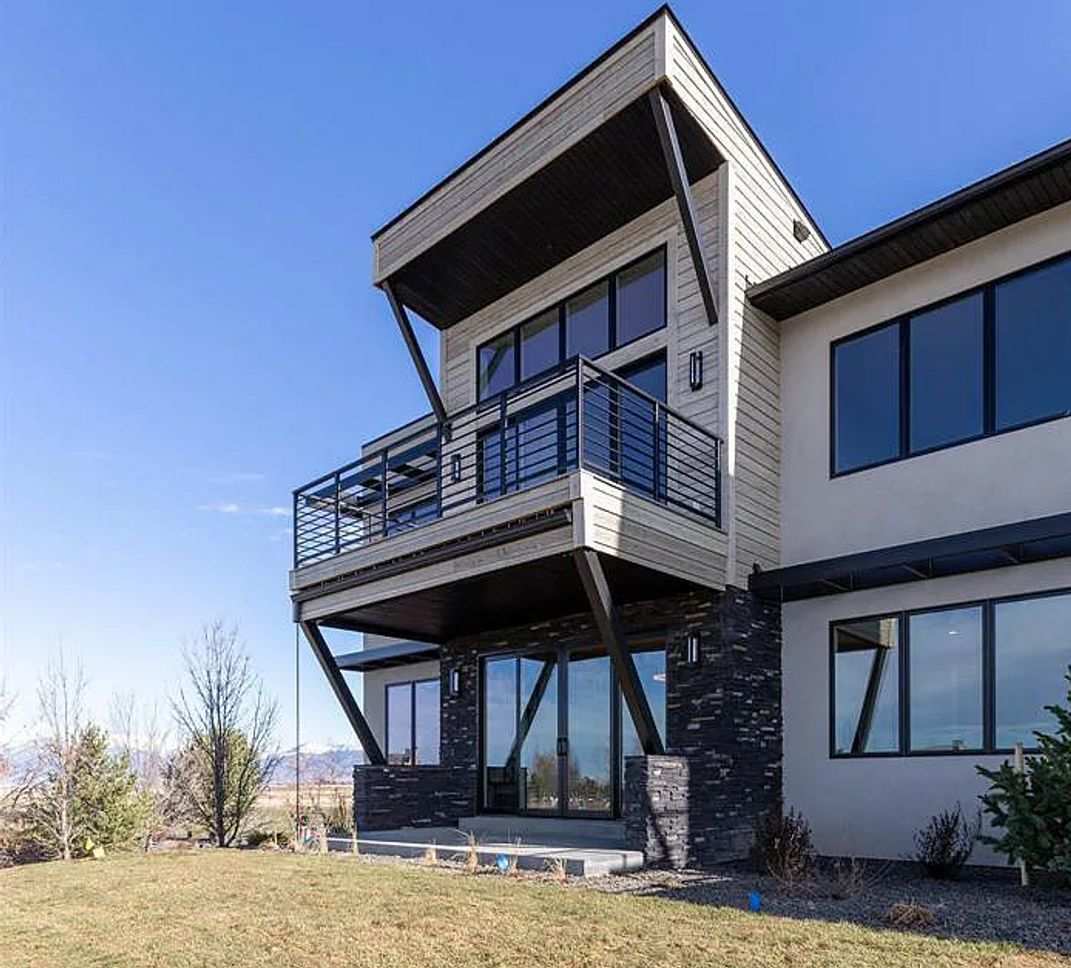 Gorgeous Villa for Rent in Black Bull!