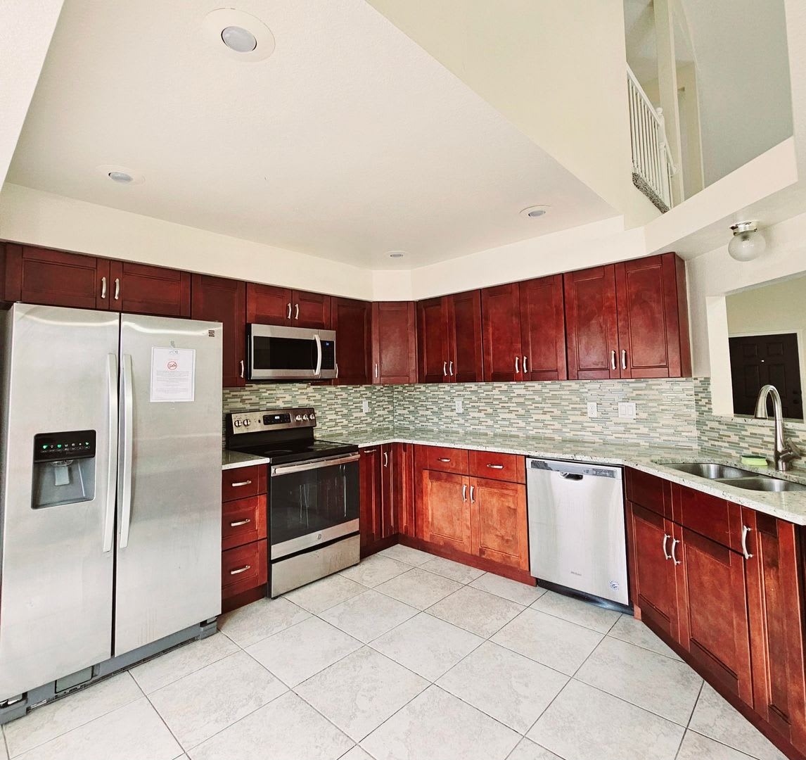 4-Bedroom Home in Briargate Neighborhood!