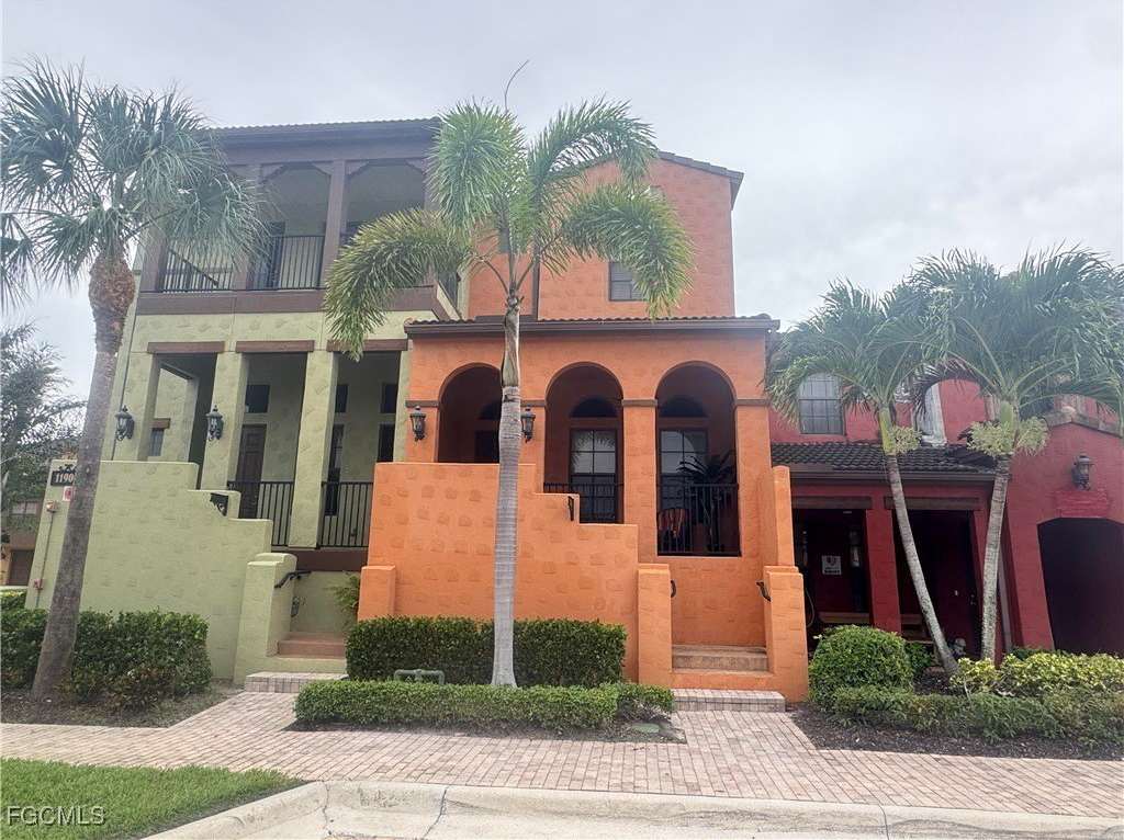 11901 Izarra Way unit: 8602