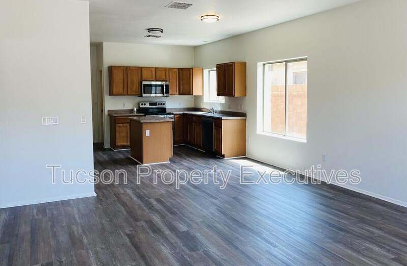 11879 West Fontenelle Drive